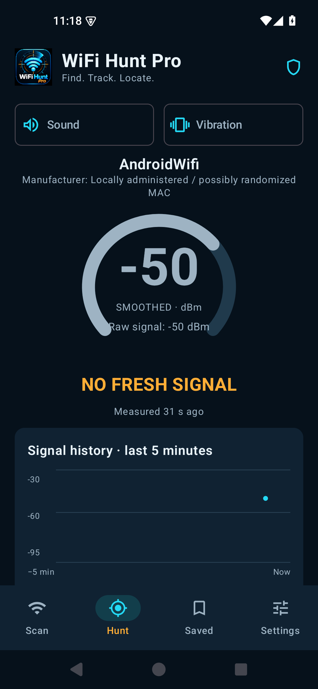 WiFi Hunt Pro Hunt Mode screen with signal meter and history